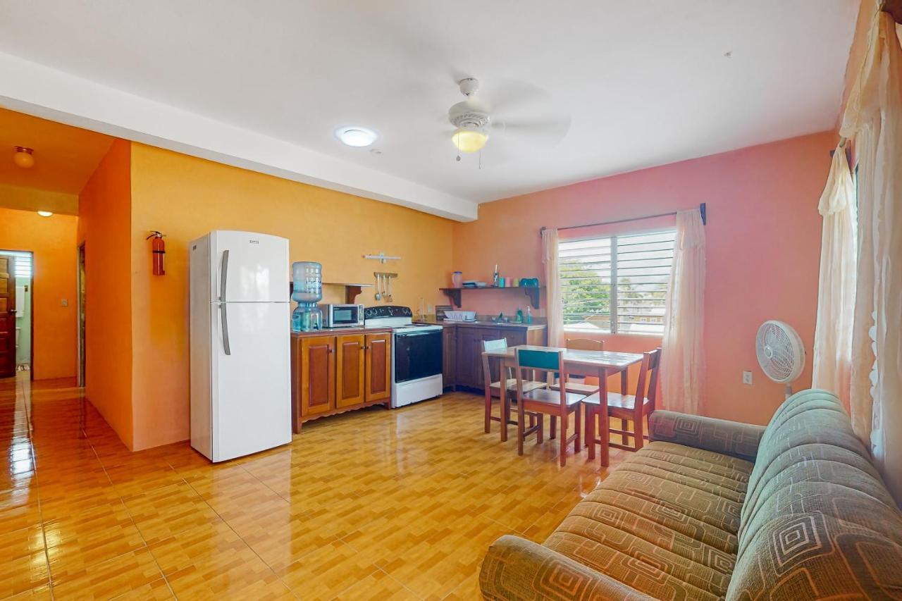 De Real Macaw Appartement Caye Caulker Kamer foto